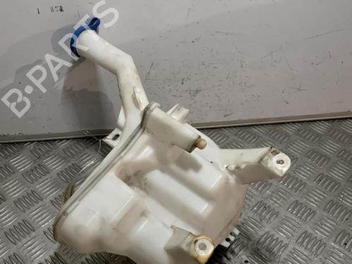 Windscreen washer tank TOYOTA YARIS (_P9_) 1.4 D-4D (NLP90_, NLP90R) | BP21701280C113 