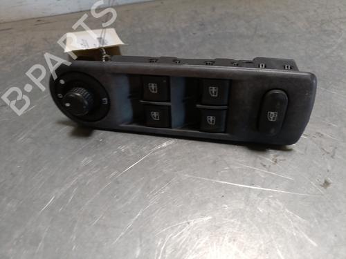 Used Left front window switch RENAULT CLIO IV (BH_) 1.5 dCi 75 (75 hp) 29081142