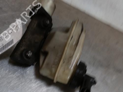 Used Brake master cylinder Brake master cylinder RENAULT SUPER 5 (B/C40_) 1.4 Cat (B/C/407) (58 hp) 27809765 27809765