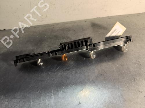 Used Lamp holder FORD TRANSIT CUSTOM V362 Van (FY, FZ) 2.2 TDCi (100 hp) 30552628