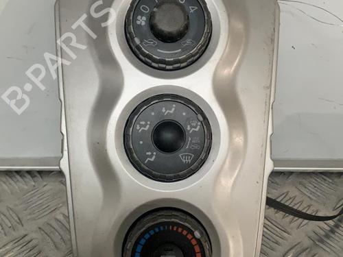 Climate control TOYOTA YARIS (_P9_) 1.0 VVT-i (KSP90_, KSP90R) | BP22032389I5 