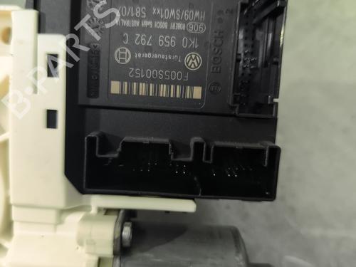 Vindusheismotor høyre foran VW GOLF PLUS V (5M1, 521) 2.0 TDI 16V (140 hp) 30110229