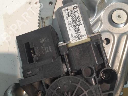 Used Right front window motor Right front window motor RENAULT MEGANE III Coupe (DZ0/1_) 1.9 dCi (DZ0N, DZ0J, DZ1J, DZ1K) (131 hp) 21700306 21700306