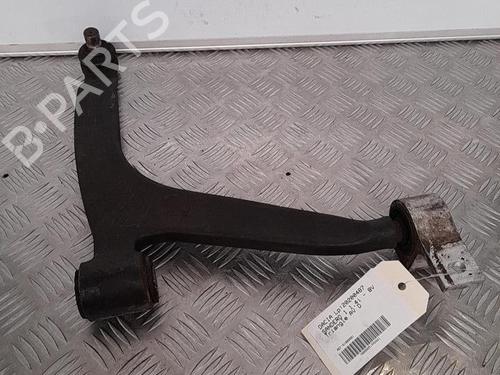 Used Right front suspension arm DACIA SANDERO 1.4 (BS0C, BS0A, BS0G, BS1F, BS0E) (75 hp) 21715670