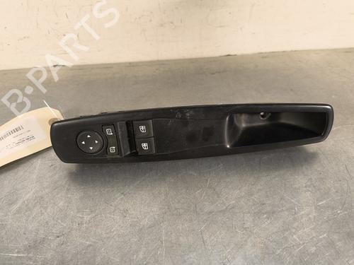 Used Left front window switch RENAULT MEGANE III Hatchback (BZ0/1_, B3_) 1.2 TCe (BZ2B, BZ11) (116 hp) 29997244