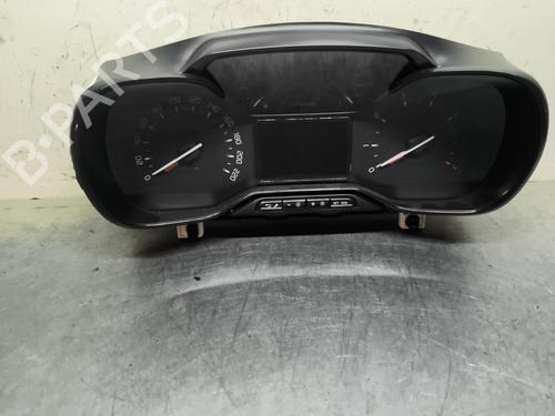 Used Instrument cluster CITROËN C3 III (SX) 1.2 PureTech 82 (83 hp) 31872116
