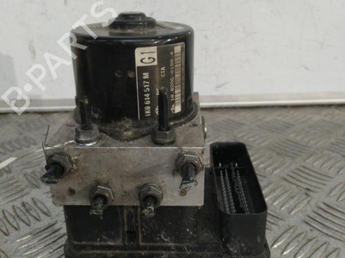 Used ABS pump AUDI A3 Sportback (8PA) 2.0 TDI 16V (140 hp) 21708750
