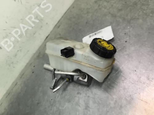 Used Brake master cylinder Brake master cylinder DACIA DUSTER (HS_) 1.5 dCi 4x4 (109 hp) 32994266 32994266