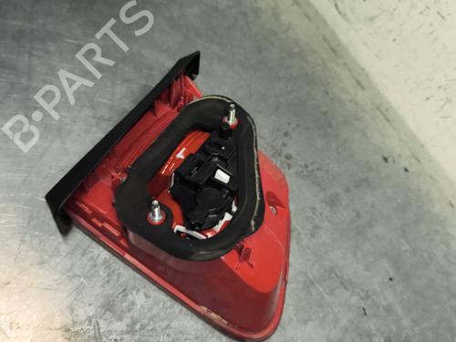 right-tailgate-light-vw-tiguan-5n_-2007-2008-2009-2010-2011-2012-2013-2014-2015-2016-2017-2018-32994772 main image