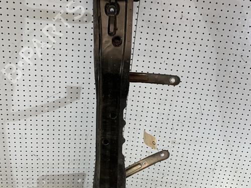 Used Front bumper reinforcement Front bumper reinforcement 21695488 21695488