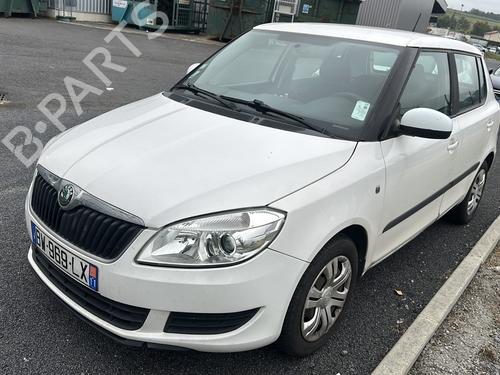 Faro izquierdo SKODA FABIA II (542) 1.6 TDI | BP30708687C28 