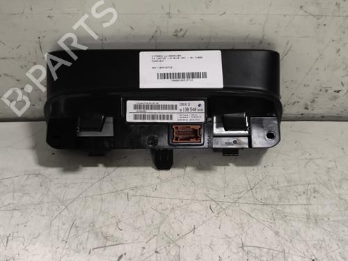 instrument-cluster-citroen-c4-cactus-2014-26946613 main image