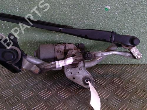 Used Front wiper motor RENAULT TWINGO II (CN0_) 1.5 dCi (CN0E) (64 hp) 21716535