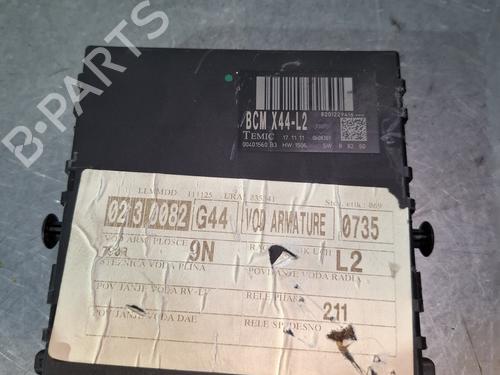 Fuse box RENAULT TWINGO II (CN0_) 1.5 dCi 75 | BP29732408E1 