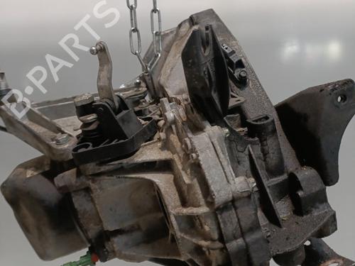 gearbox-renault-clio-iii-hatchback-van-sb_-sr_-2005-25274824 main image
