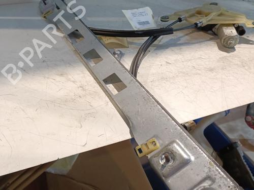 Used Front right window mechanism Front right window mechanism RENAULT MASTER III Van (FV) 2.3 dCi 145 FWD (FV0E, FV0F, FV0H, FV02, FV0M, FV0S,... (146 hp) 22905775 22905775