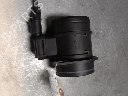 Used Mass air flow sensor VW GOLF VI (5K1) 1.6 TDI (105 hp) 28302401
