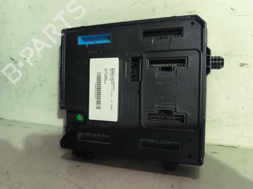 fuse-box-renault-megane-iii-hatchback-bz01_-b3_-2008-27328215 main image