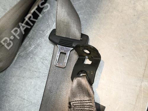 front-right-seatbelt-seat-toledo-ii-1m2-1998-1999-2000-2001-2002-2003-2004-2005-2006-33122930 main image