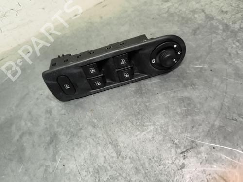 Used Left front window switch Left front window switch RENAULT CAPTUR I (J5_, H5_) 1.2 TCe 120 (118 hp) 32994831 32994831