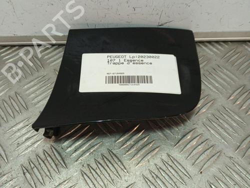 Used Fuel flap PEUGEOT 107 (PM_, PN_) 1.0 (68 hp) 21714720