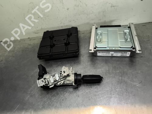 Used Electronic module Electronic module VW UP! (121, 122, BL1, BL2, BL3, 123) 1.0 TSI (90 hp) 30829895 30829895