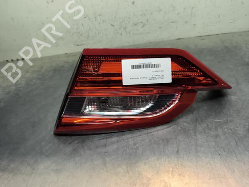 Feu de coffre droit FORD FIESTA VII (HJ, HF) 1.0 EcoBoost (101 hp) 31872278