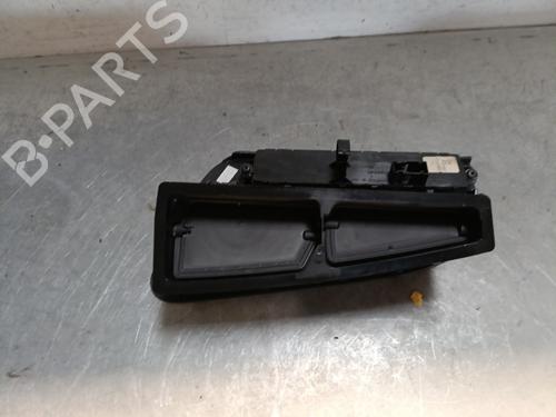 Air vent PEUGEOT 5008 (0U_, 0E_) 2.0 HDi 150 / BlueHDi 150 | BP28048240I21