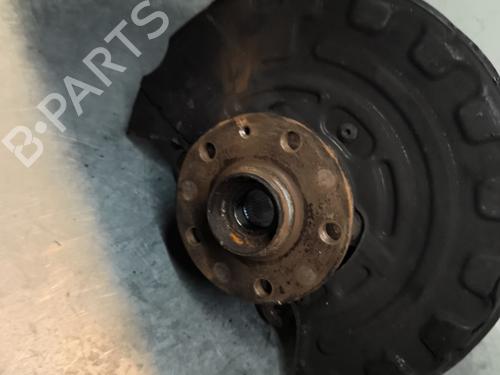 Used Right front steering knuckle Right front steering knuckle VW GOLF V (1K1) 2.0 SDI (75 hp) 33992202 33992202