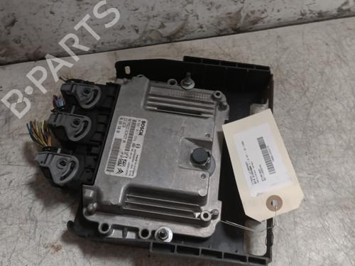 Used Engine control unit (ECU) Engine control unit (ECU) 28078548 28078548