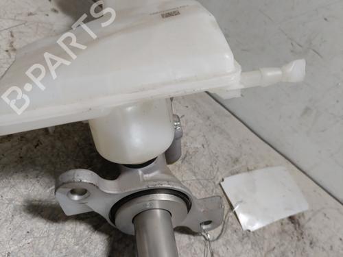 Used Brake master cylinder Brake master cylinder PEUGEOT 208 II (UB_, UP_, UW_, UJ_) 1.2 PureTech 100 (101 hp) 30320354 30320354