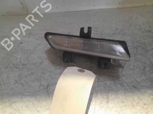 Used Right daytime light Right daytime light RENAULT CLIO IV (BH_) 1.5 dCi 90 (90 hp) 21713101 21713101