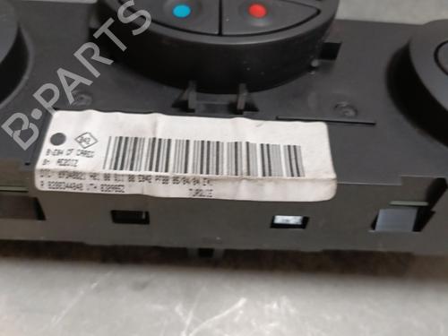 Commande Chauffage RENAULT MEGANE II (BM0/1_, CM0/1_) 1.5 dCi (BM02, BM13, BM2A, CM02, CM13) (101 hp) 28077834