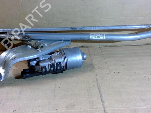 Used Front wiper motor DACIA LOGAN MCV (KS_) 1.5 dCi (KS0K) (68 hp) 21716103
