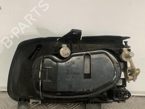 Used Right headlight VW POLO (6N2) 1.4 TDI (75 hp) 21699213