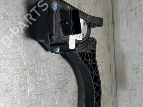 Used Pedal Pedal PEUGEOT 308 II (LB_, LP_, LW_, LH_, L3_) 1.6 BlueHDi 120 (120 hp) 28354154 28354154