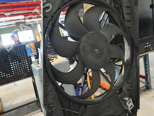 Used Radiator fan Radiator fan 37502703 37502703