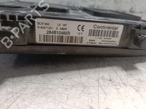 fuse-box-renault-megane-iii-hatchback-bz01_-b3_-2008-28165100 main image