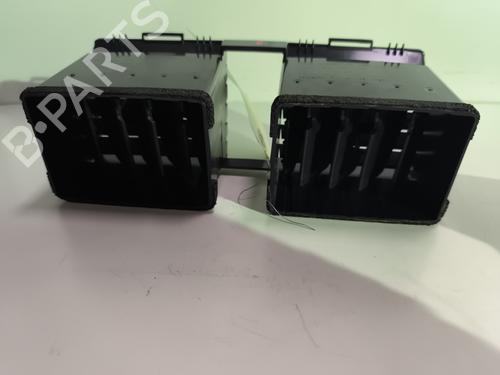 Used Air vent Air vent FIAT SEDICI (189_) 2.0 D Multijet 4x4 (135 hp) 23822362 23822362