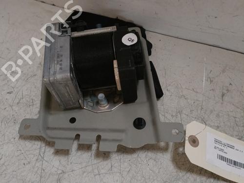 front-right-seatbelt-mercedes-benz-c-class-w203-2000-2001-2002-2003-2004-2005-2006-2007-25336633 main image