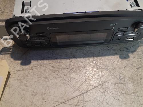 Used Radio Radio RENAULT CLIO IV (BH_) 1.5 dCi 75 (75 hp) 24222785 24222785