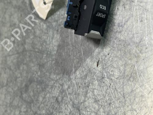 Used Switch Switch PEUGEOT 308 SW II (LC_, LJ_, LR_, LX_, L4_) 1.5 BlueHDi 130 (131 hp) 26893725 26893725