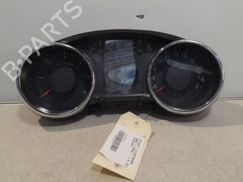 Used Instrument cluster PEUGEOT 5008 (0U_, 0E_) 1.6 HDi (112 hp) 21706053