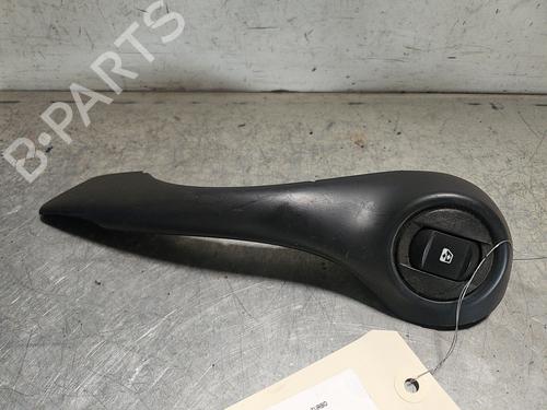 Used Left front window switch Left front window switch RENAULT CLIO III (BR0/1, CR0/1) 1.5 dCi (C/BR0G, C/BR1G) (68 hp) 27518337 27518337