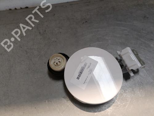 Used Fuel flap TOYOTA YARIS (_P13_) 1.5 (NSP131_) (112 hp) 27893783