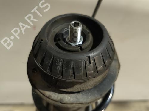 Used Right front shock absorber Right front shock absorber TOYOTA YARIS (_P13_) 1.3 (NSP130_, NSP130) (99 hp) 32995198 32995198