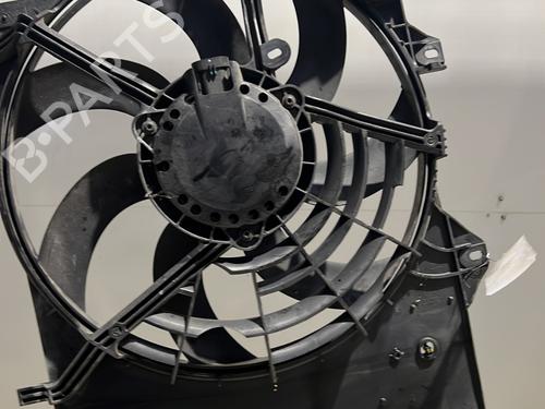 Used Radiator fan PEUGEOT 208 I (CA_, CC_) 1.6 HDi (92 hp) 22653182