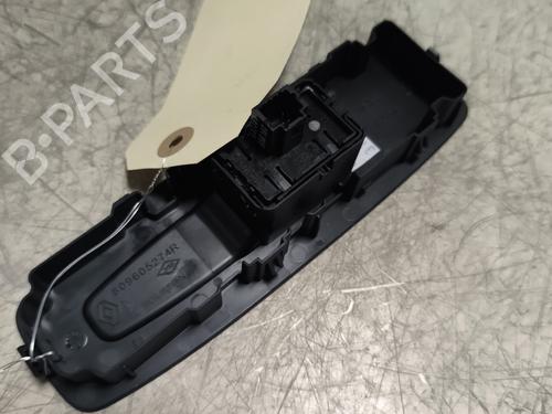 Right front window switch RENAULT MEGANE IV Hatchback (B9A/M/N_) 1.5 dCi 110 (B9A3) | BP26946652I26 - Image 3