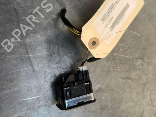 left-rear-window-switch-mercedes-benz-e-class-convertible-a207-2010-2011-2012-2013-2014-2015-2016-30356921 main image