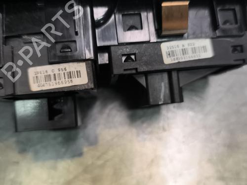 Used Left front window switch Left front window switch FIAT PUNTO (199_) 1.2 (199AXZ1A, 199BXZ1A) (69 hp) 32997238 32997238